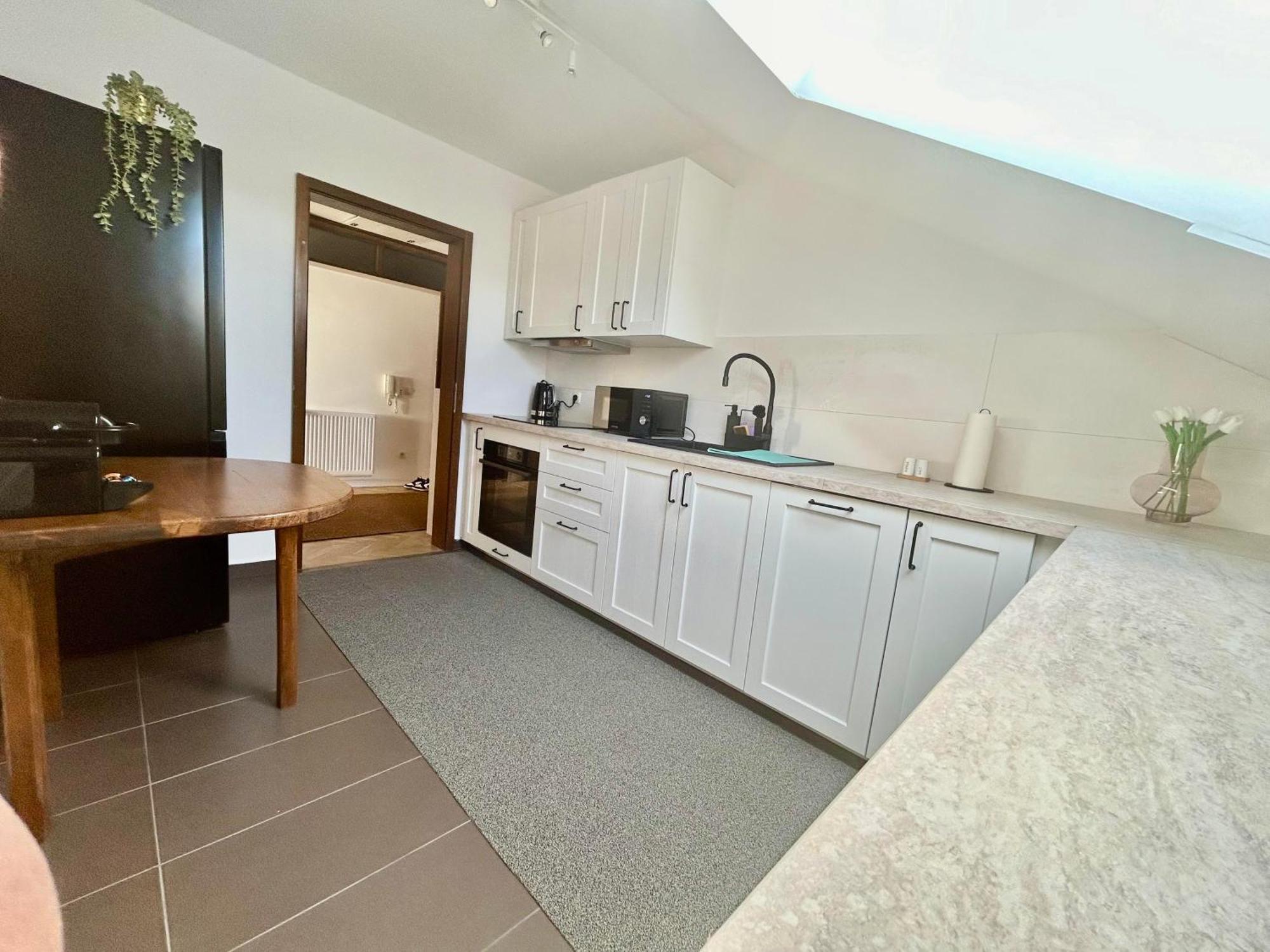 Apartman Tony Deluxe Near Zagreb Airport Velika Gorica Exteriör bild